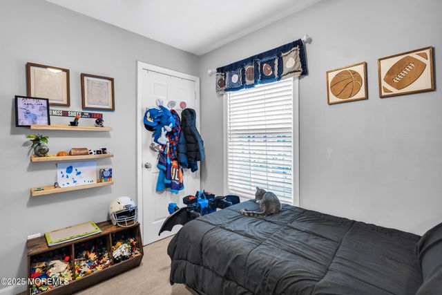 5 Sloop Court, Barnegat, NJ 08005