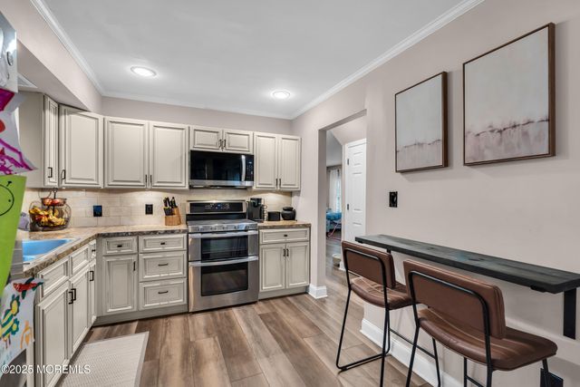 5 Sloop Court, Barnegat, NJ 08005