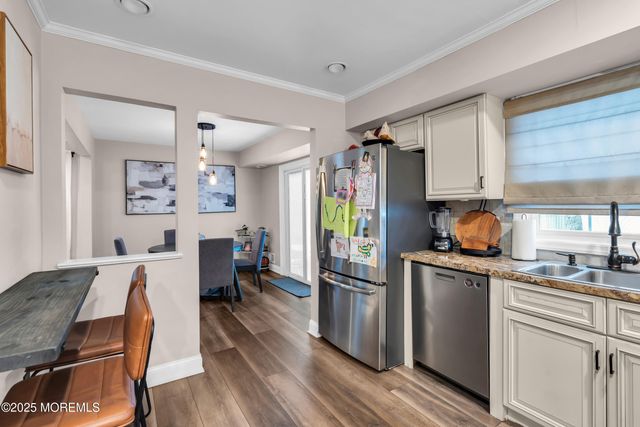 5 Sloop Court, Barnegat, NJ 08005