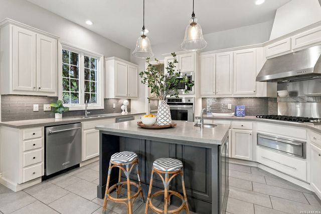 29 Realitos, San Antonio, TX 78261