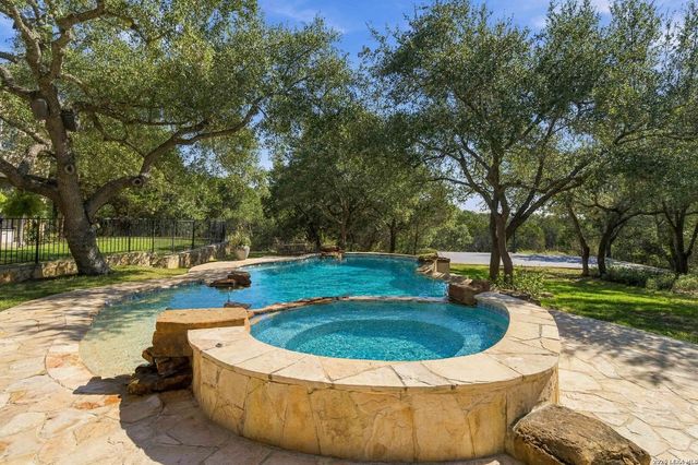 29 Realitos, San Antonio, TX 78261