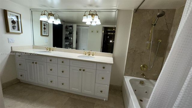 210 174th Street 1909, Sunny Isles Beach, FL 33160
