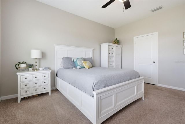 814 HIGHGATE OAKS PLACE, Seffner, FL 33584