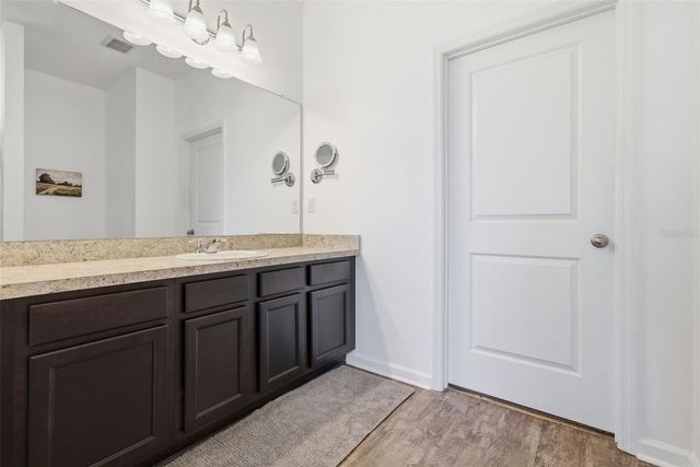 814 HIGHGATE OAKS PLACE, Seffner, FL 33584