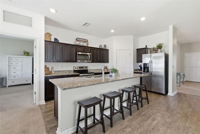 814 HIGHGATE OAKS PLACE, Seffner, FL 33584