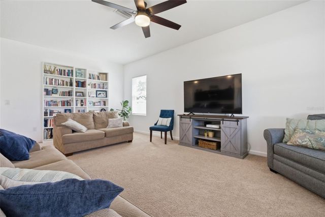 814 HIGHGATE OAKS PLACE, Seffner, FL 33584