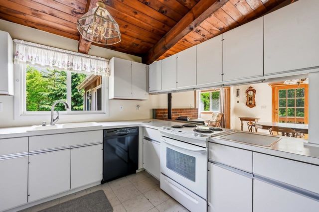 299 Middle Road, Brentwood, NH 03833
