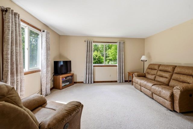 299 Middle Road, Brentwood, NH 03833