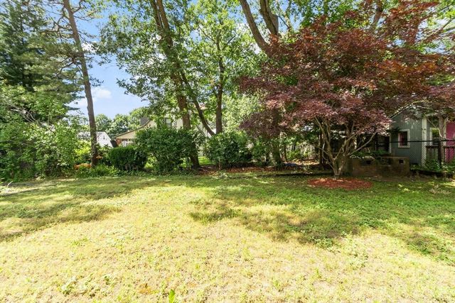 45 Grandview Rd, Arlington, MA 02476