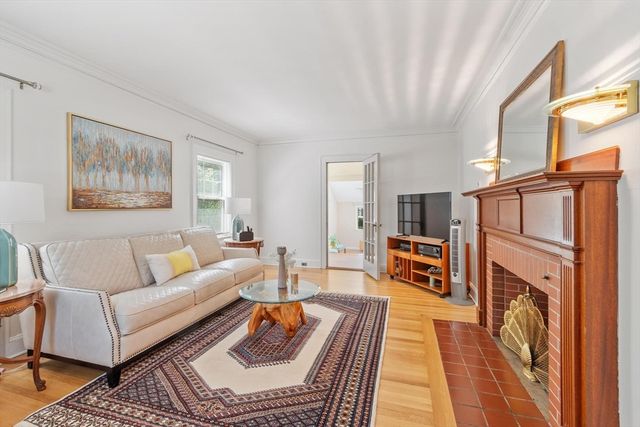 45 Grandview Rd, Arlington, MA 02476