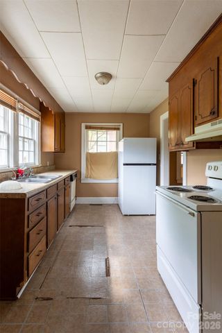 312 S Race Street, Statesville, NC 28677