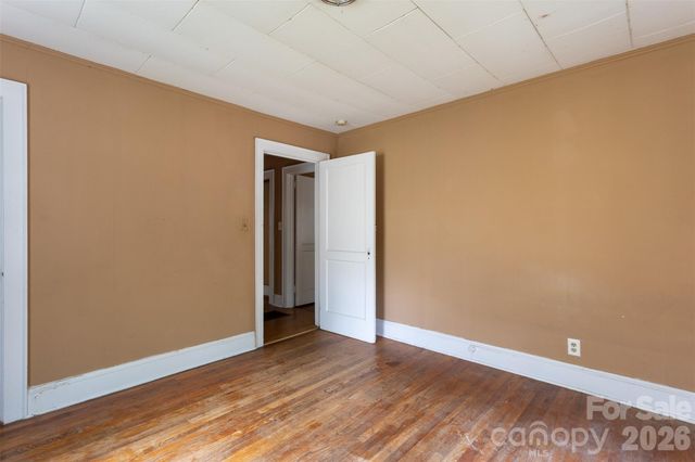 312 S Race Street, Statesville, NC 28677