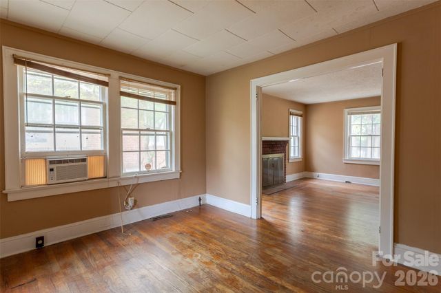312 S Race Street, Statesville, NC 28677