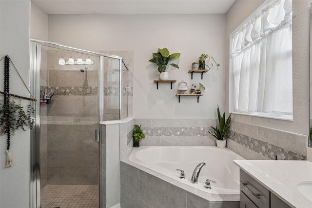 2451 SKY STONE COURT, Oakland, FL 34787