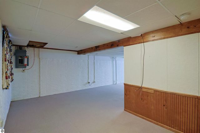 1824 Orchard Drive, Mt Pleasant, MI 48858
