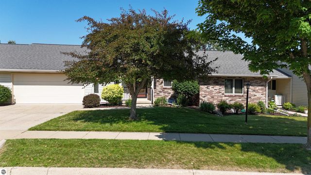 1824 Orchard Drive, Mt Pleasant, MI 48858