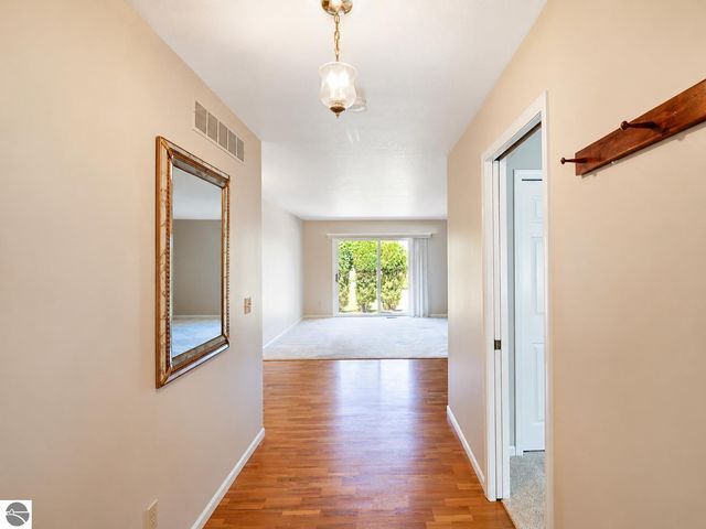 1824 Orchard Drive, Mt Pleasant, MI 48858