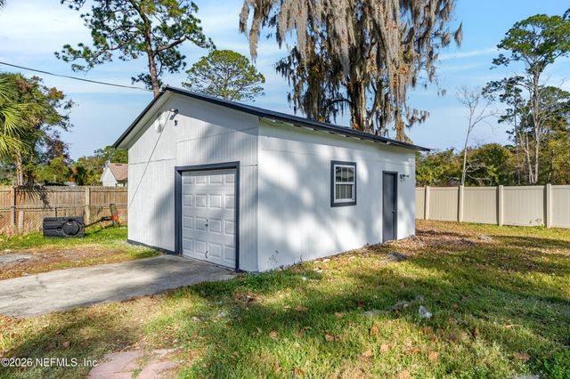 97150 CARAVEL Trail, Yulee, FL 32097