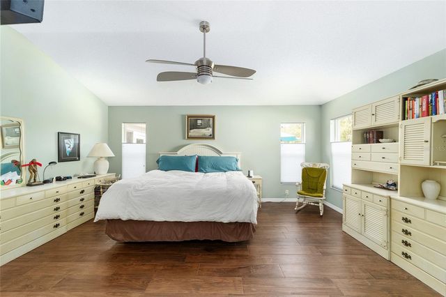 867 CASTLEBERRY CIRCLE, The Villages, FL 32162