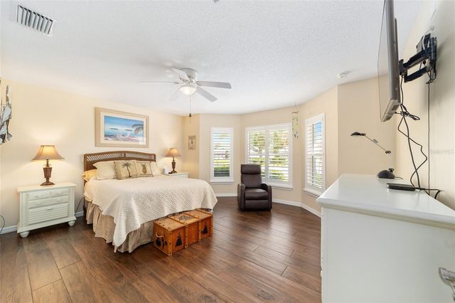 867 CASTLEBERRY CIRCLE, The Villages, FL 32162