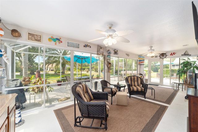 867 CASTLEBERRY CIRCLE, The Villages, FL 32162