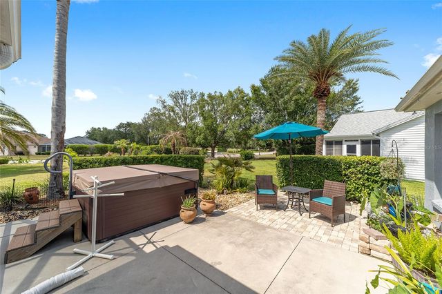 867 CASTLEBERRY CIRCLE, The Villages, FL 32162