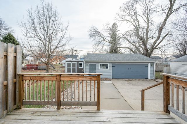5722 Lincoln Avenue, Des Moines, IA 50310