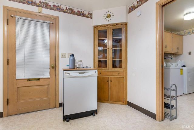 66464 State Rd 15, Goshen, IN 46526