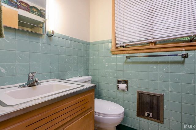 66464 State Rd 15, Goshen, IN 46526