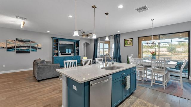 1929 VIA LAGO DRIVE, Lakeland, FL 33810