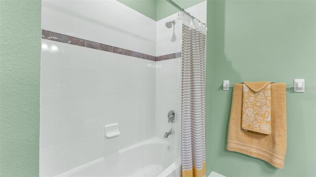 1929 VIA LAGO DRIVE, Lakeland, FL 33810