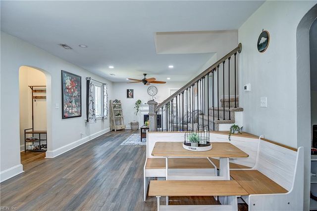 2404 Bidgood DR, Portsmouth, VA 23703