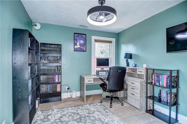 2404 Bidgood DR, Portsmouth, VA 23703