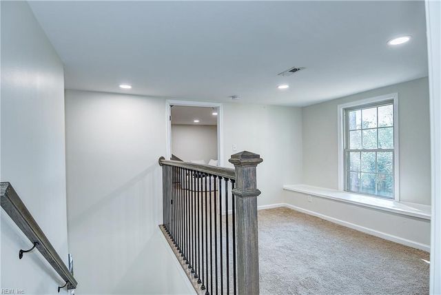 2404 Bidgood DR, Portsmouth, VA 23703