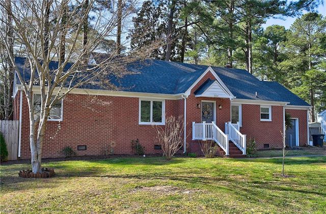 2404 Bidgood DR, Portsmouth, VA 23703