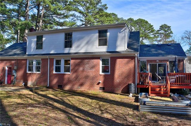 2404 Bidgood DR, Portsmouth, VA 23703