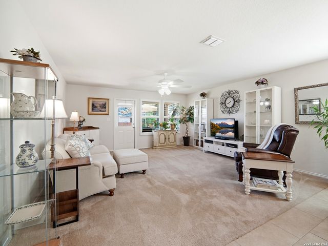 8718 Flint Rock, Converse, TX 78109