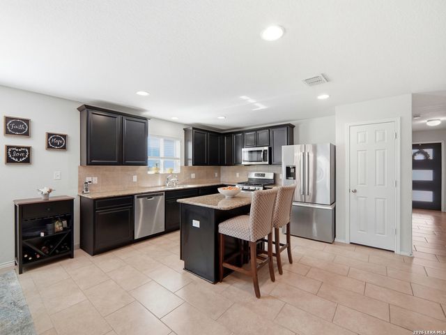 8718 Flint Rock, Converse, TX 78109