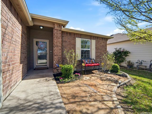 8718 Flint Rock, Converse, TX 78109