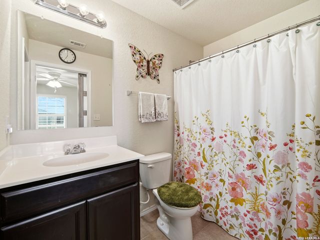 8718 Flint Rock, Converse, TX 78109
