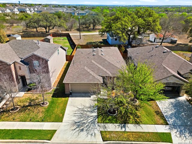 8718 Flint Rock, Converse, TX 78109