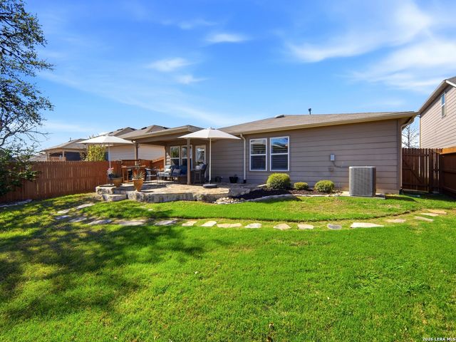8718 Flint Rock, Converse, TX 78109