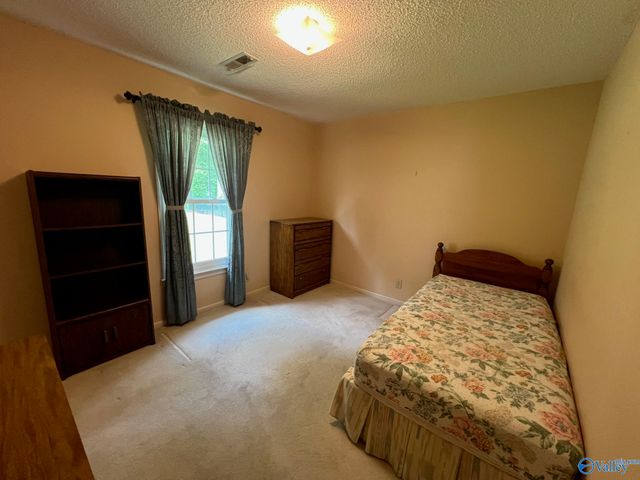 7422 Logan Drive, Huntsville, AL 35802