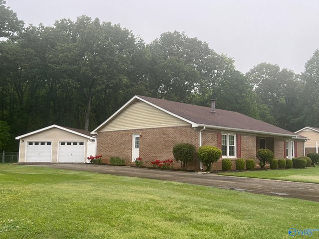 7422 Logan Drive, Huntsville, AL 35802