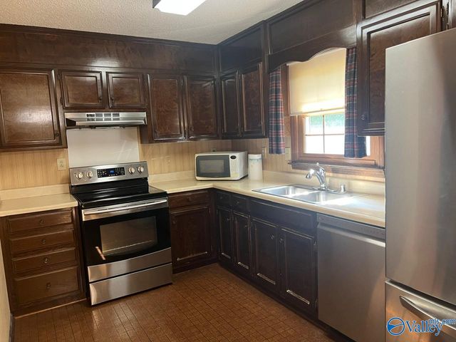 7422 Logan Drive, Huntsville, AL 35802