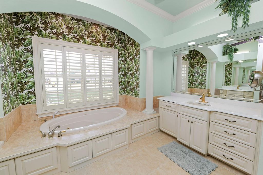 Image 29 of property listing at 6891 LACY DRIVE, Lakeland, FL 33813