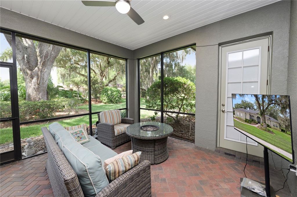 Image 46 of property listing at 6891 LACY DRIVE, Lakeland, FL 33813