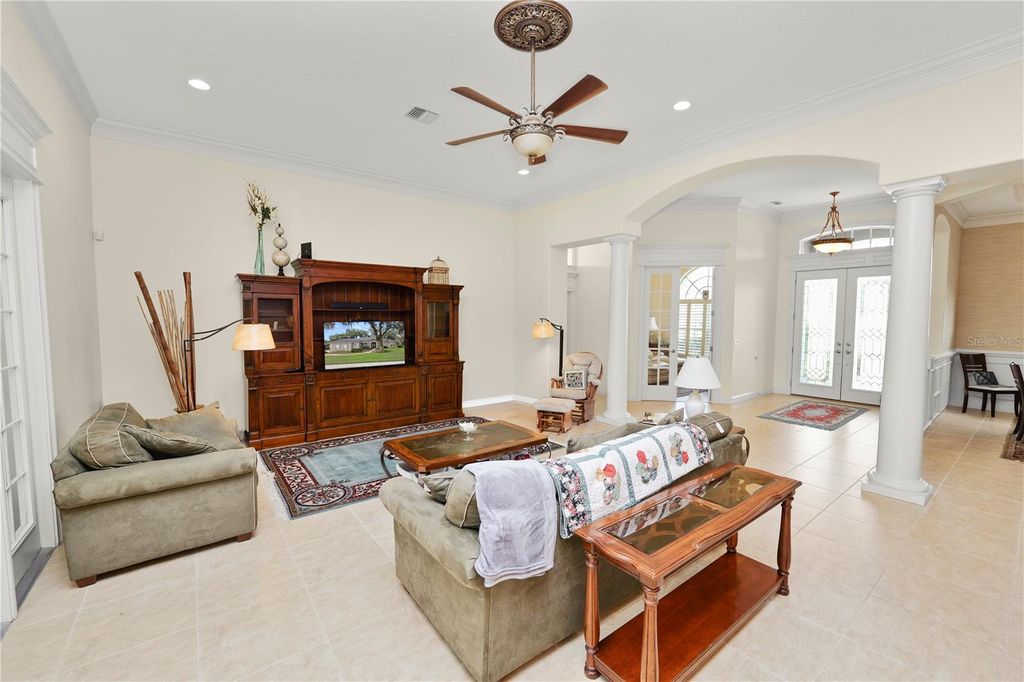Image 9 of property listing at 6891 LACY DRIVE, Lakeland, FL 33813