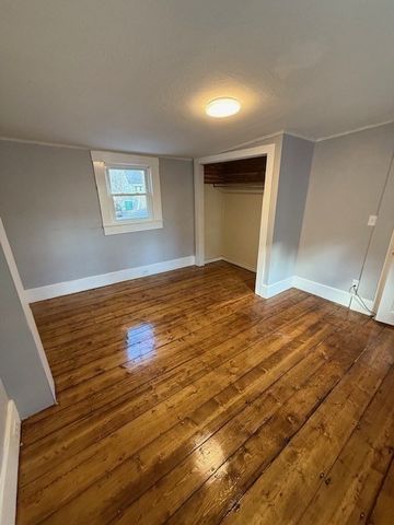 12 Ryefield Rd, Fitchburg, MA 01420