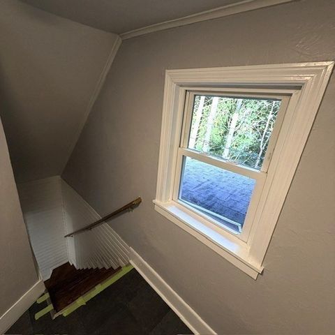 12 Ryefield Rd, Fitchburg, MA 01420
